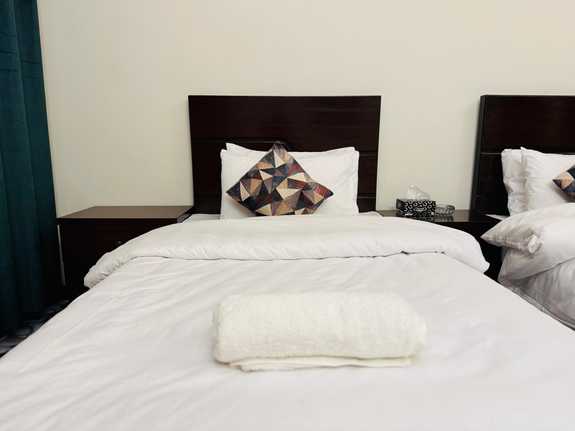 Sunrise Residence D1 イスラマバード エクステリア 写真